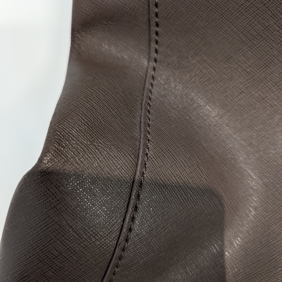 Taupe Saffiano Leather Danier Satchel - Picture 4 of 10